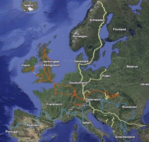 Karte von Europa mit eingezeichneten Zugstrecken Von Lissabon bis Istanbul, Schottland und Irland bis Narvik in Norwegen sind viele lange Strecken eingezeichnet, die oft in Peißenberg, Bayern starten.